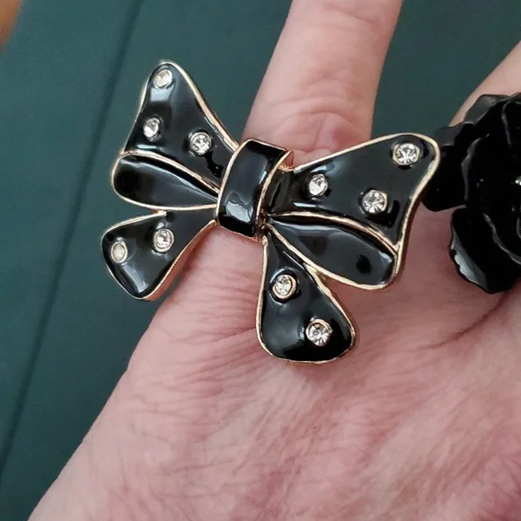 4 Rings - Picture 2 of 6